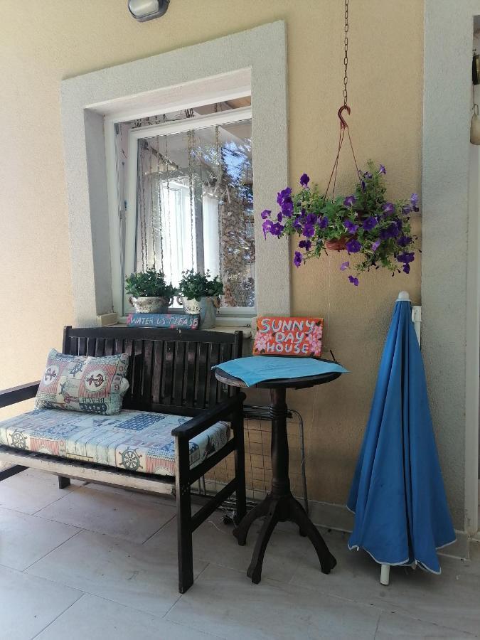 Sunnyday House Tatil Evi